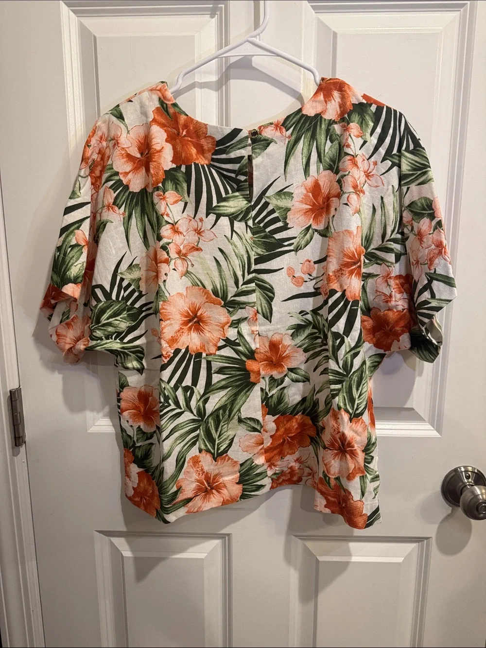 Anne Klein Cream Top and Matching Pants set  with Green & Coral Floral Print